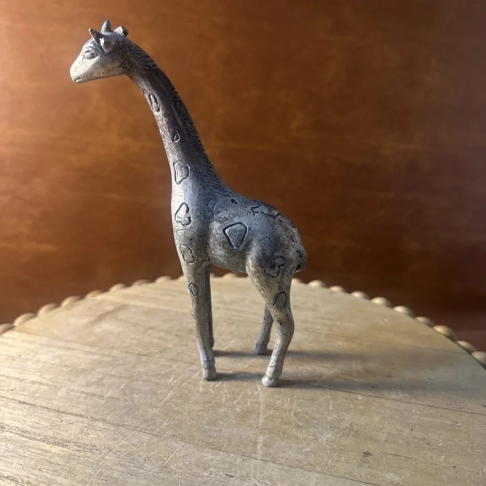 Vintage 1960's Pewter giraffe - Minature 6-3/4